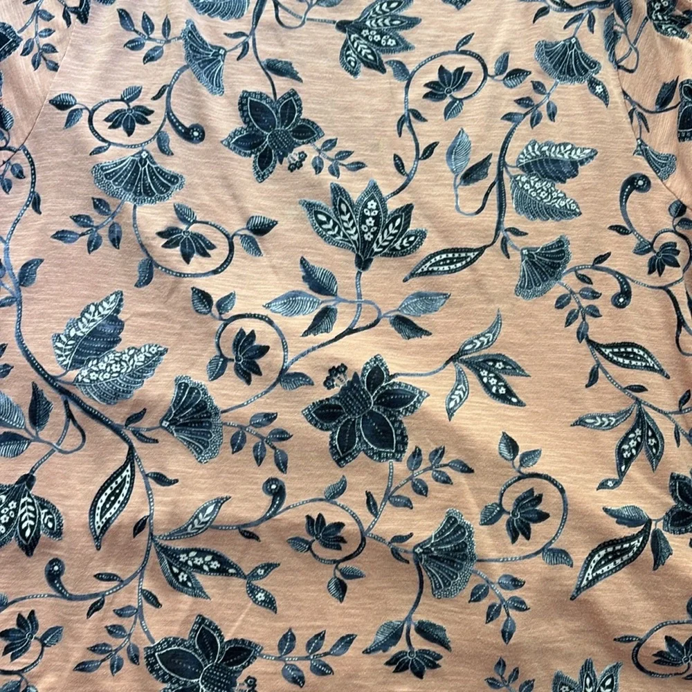 J. Jill Peach and Navy Floral Top - Picture 3 of 6